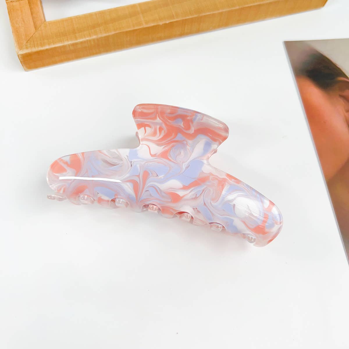 Simple geometric grab acrylic hair clip