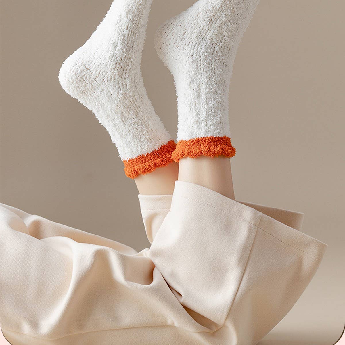 WOMEN'S THICK WARM CORAL FLEECE MID-TUBE SOCKS