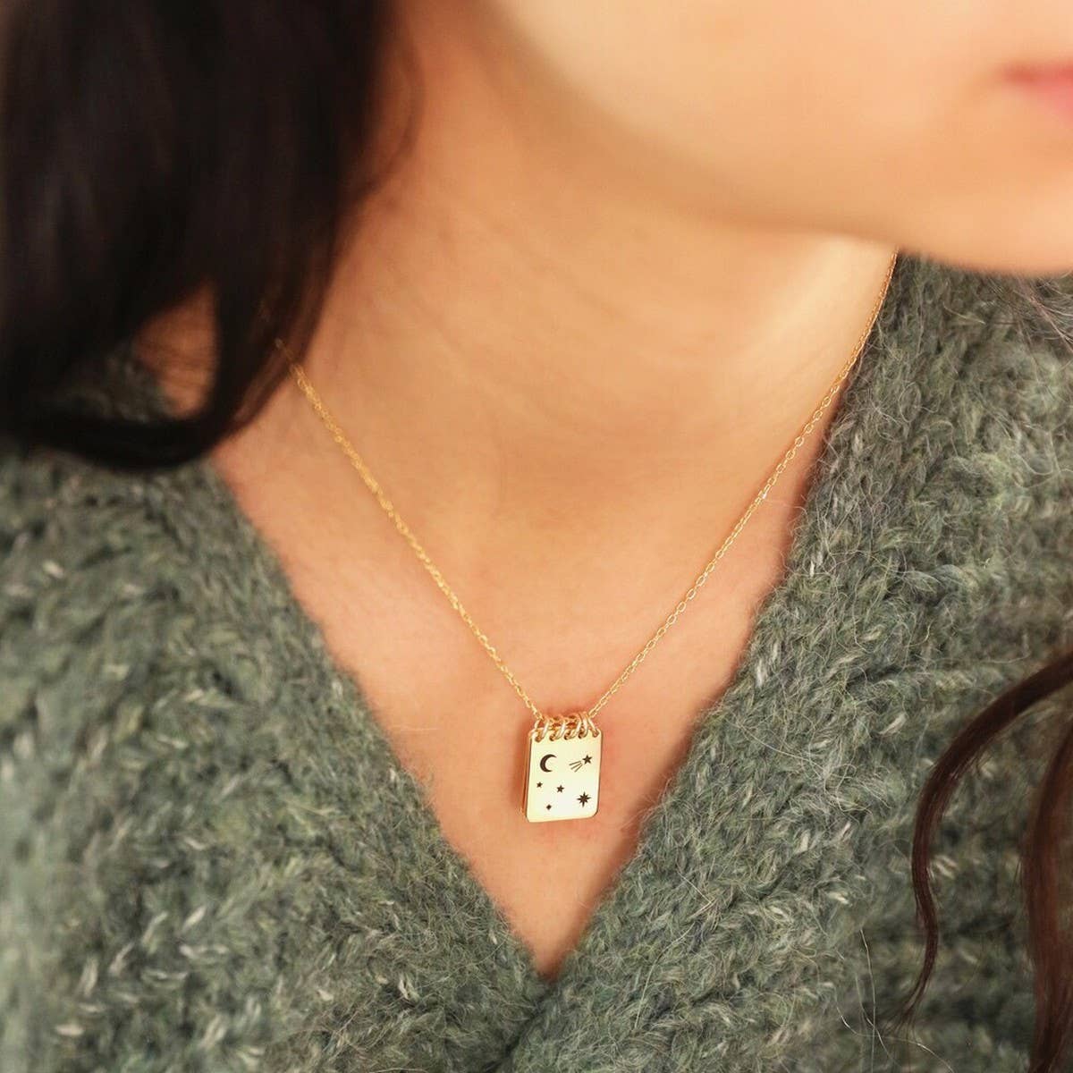 Simple Notebook Star Moon Opening Necklace_CWMM5674