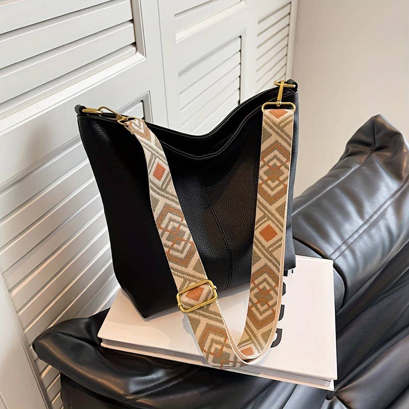 Simple versatile single-shoulder crossbody bag