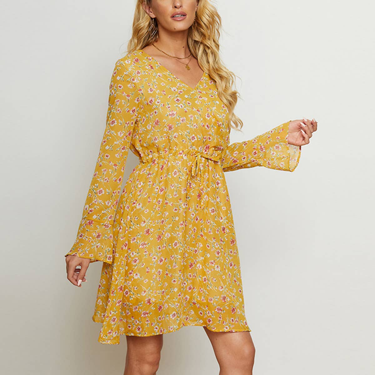 FLORAL LONG-SLEEVED V-NECK BOHO DRESS_cwdsd4376