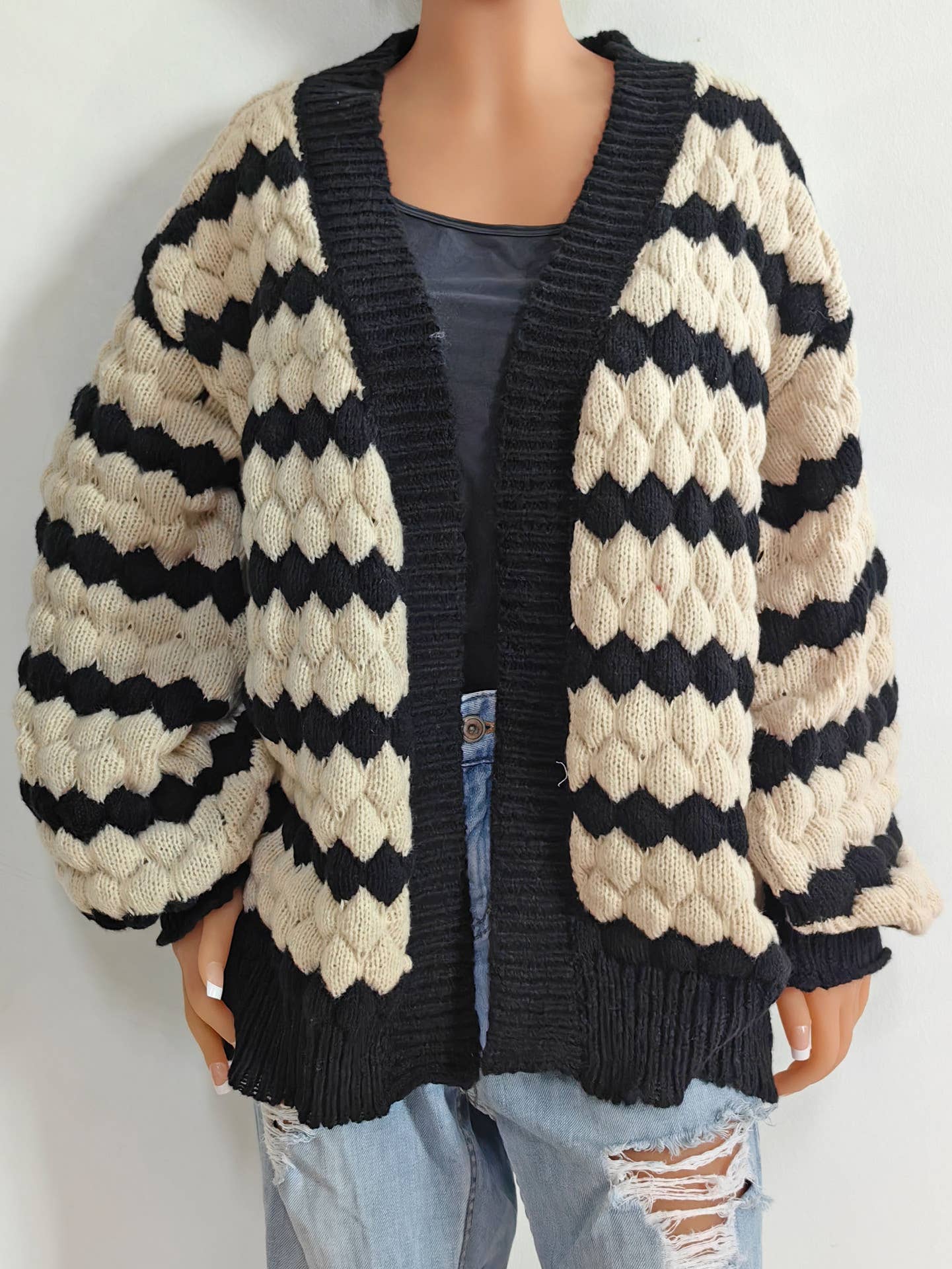 THREE-DIMENSIONAL STRIPED SWEATER CARDIGAN