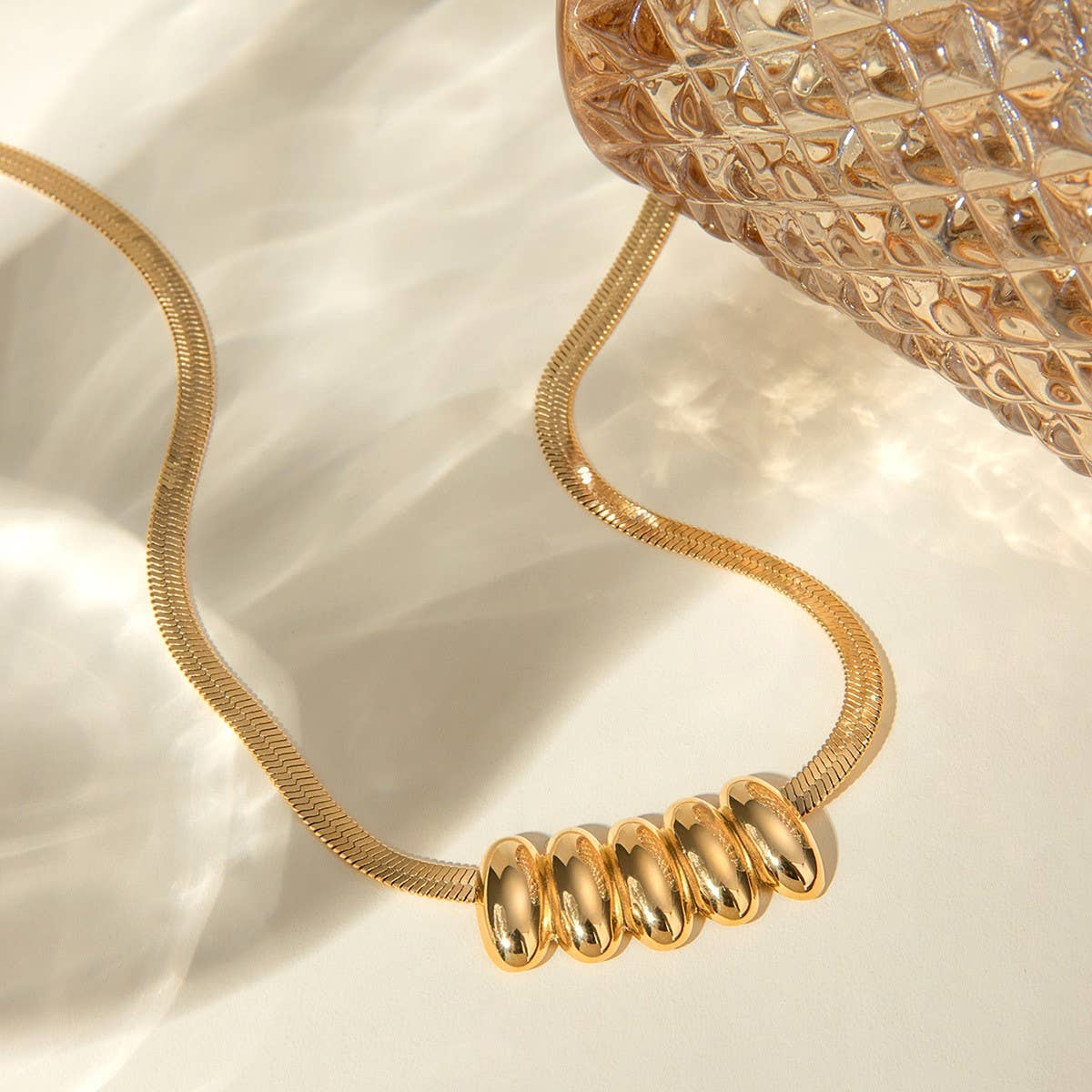 SMALL WAIST OVAL SNAKE BONE NECKLACE_CWAJE1786