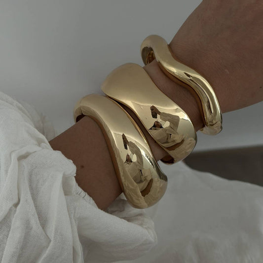 FASHIONABLE DESIGN SPRING BRACELET FOR WOMEN