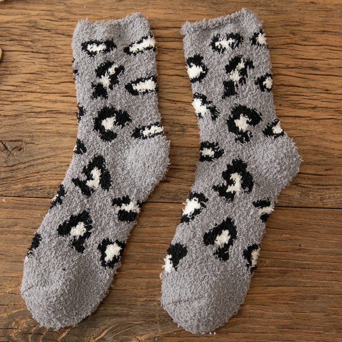HOME WARM PADDED LEOPARD SOCKS