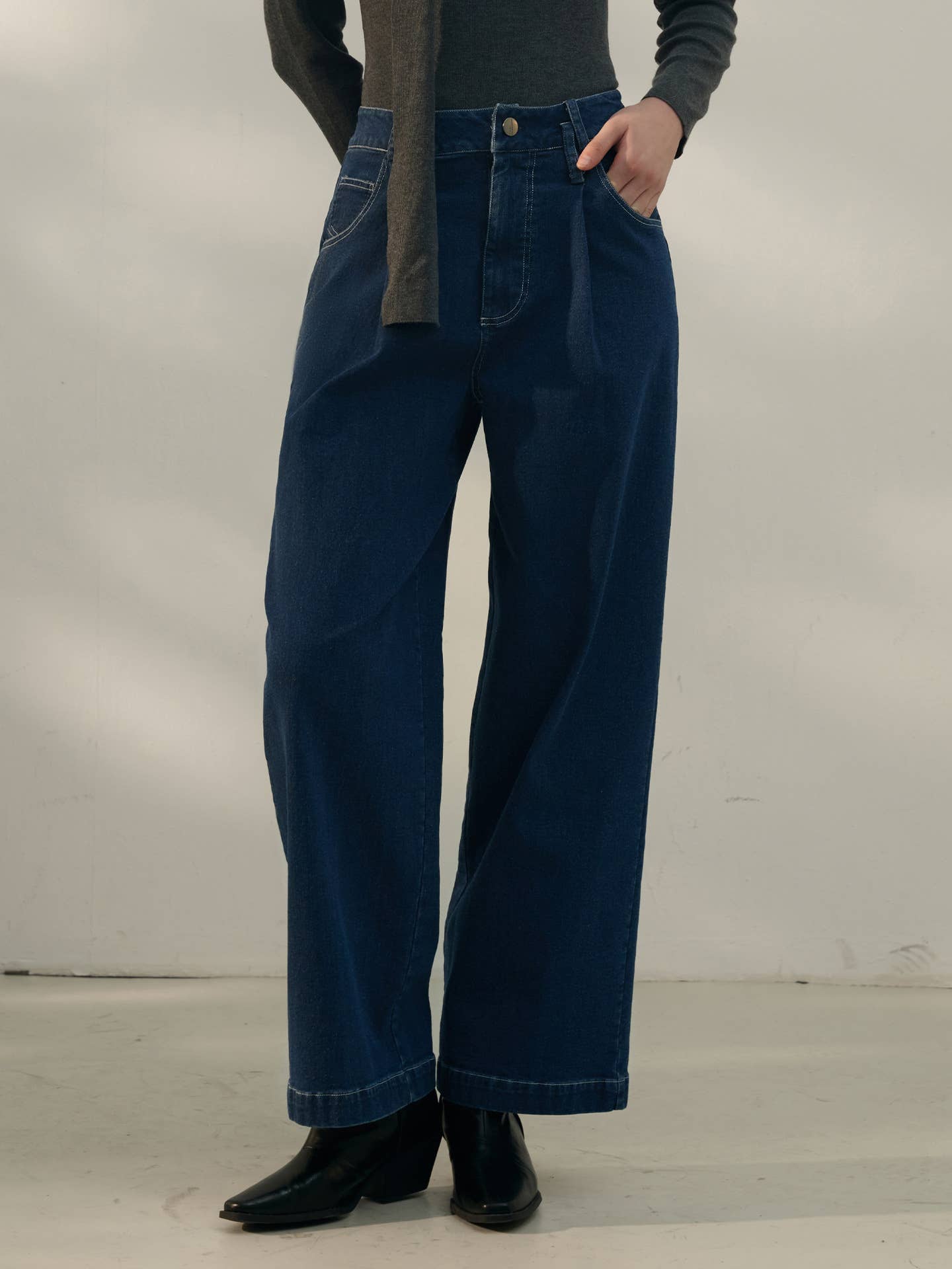 American retro solid color straight-leg jeans