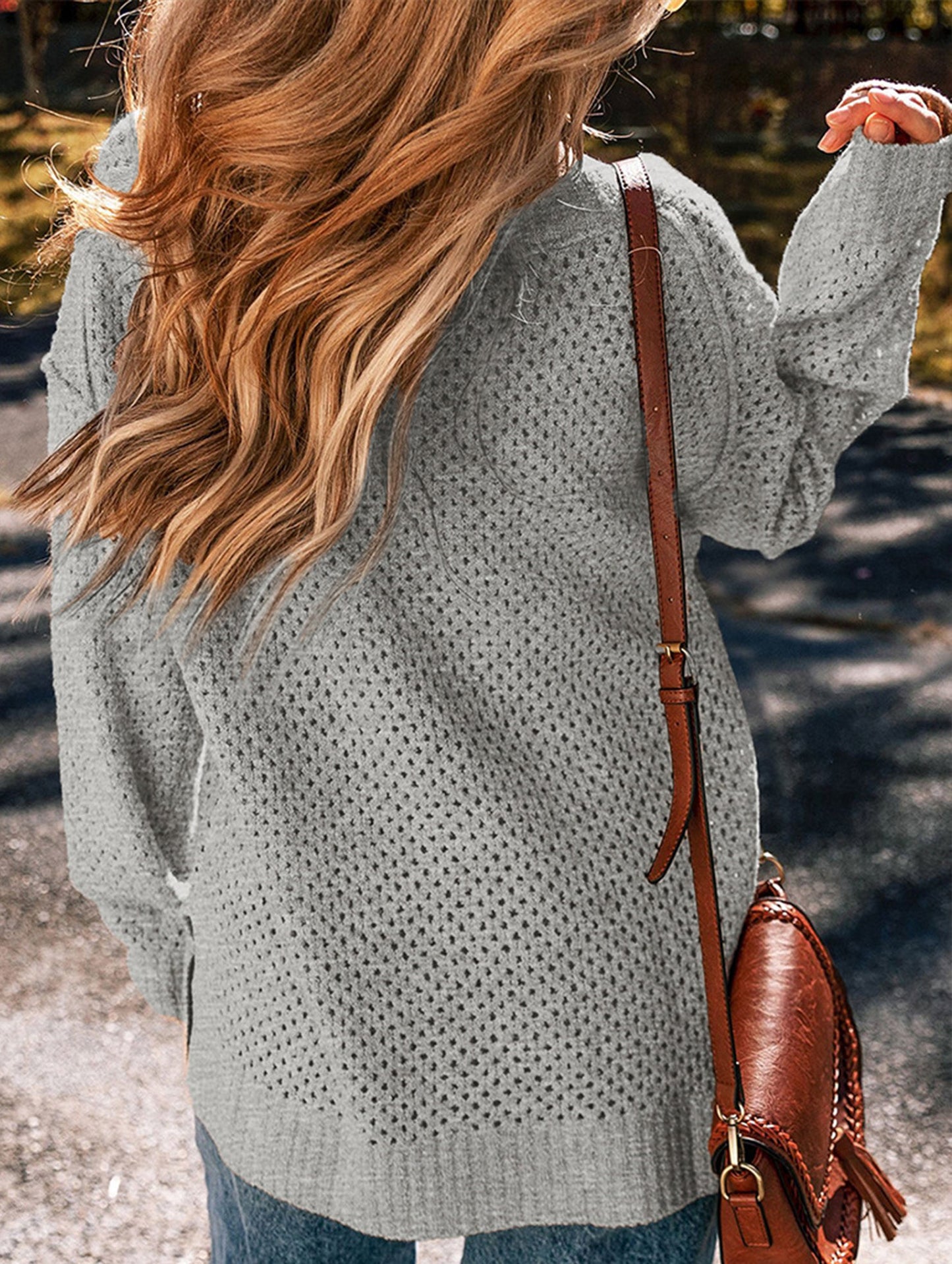 Loose V-neck sweater for women to hide fat