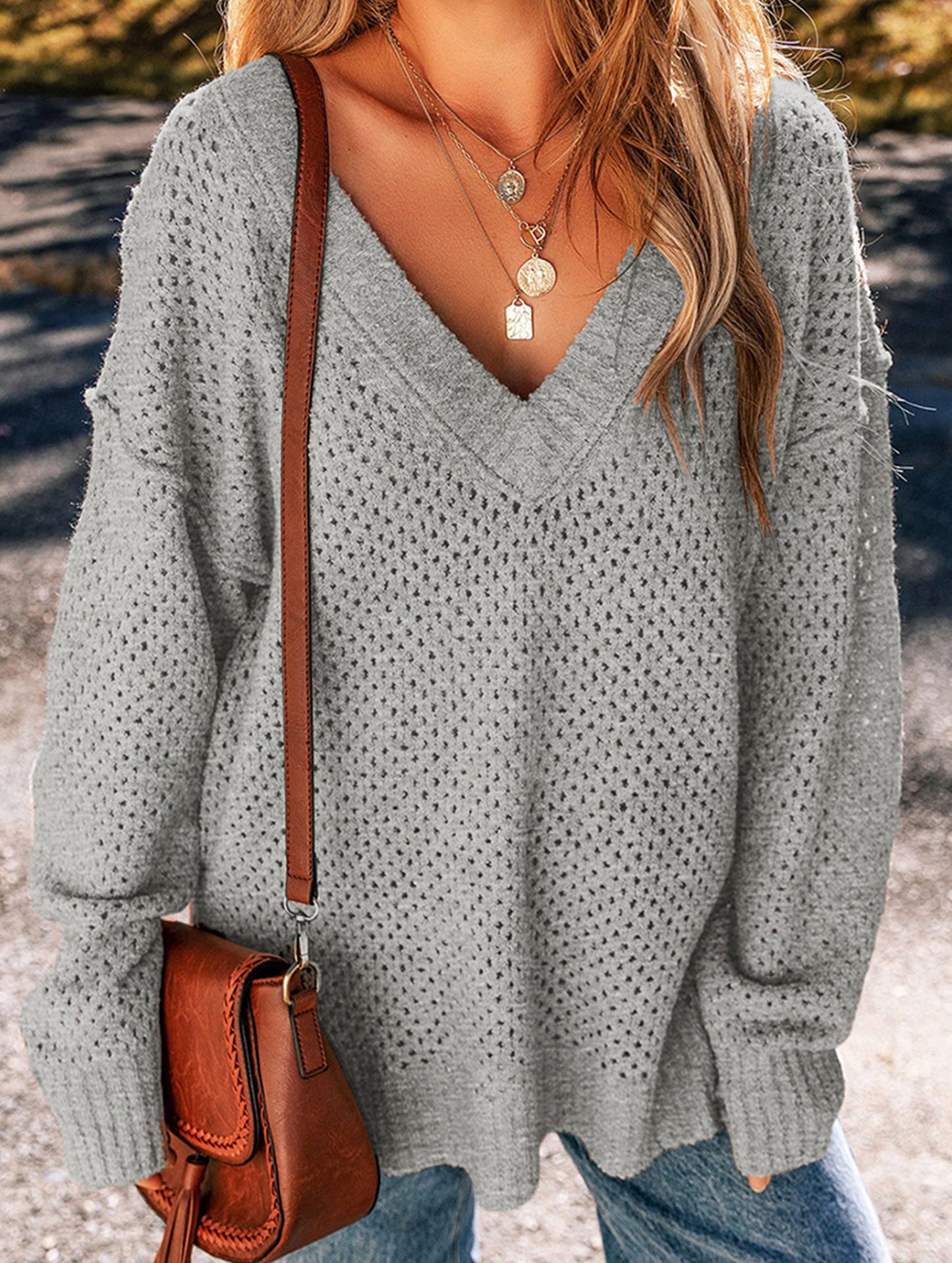 Loose V-neck sweater for women to hide fat