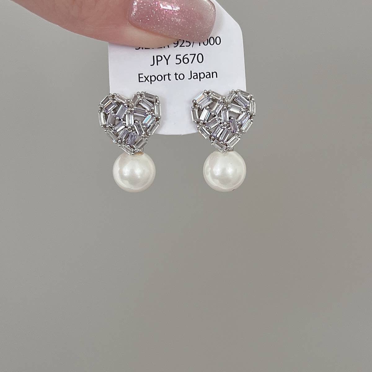 LIGHT LUXURY LOVE PEARL EARRINGS AND EARRINGS