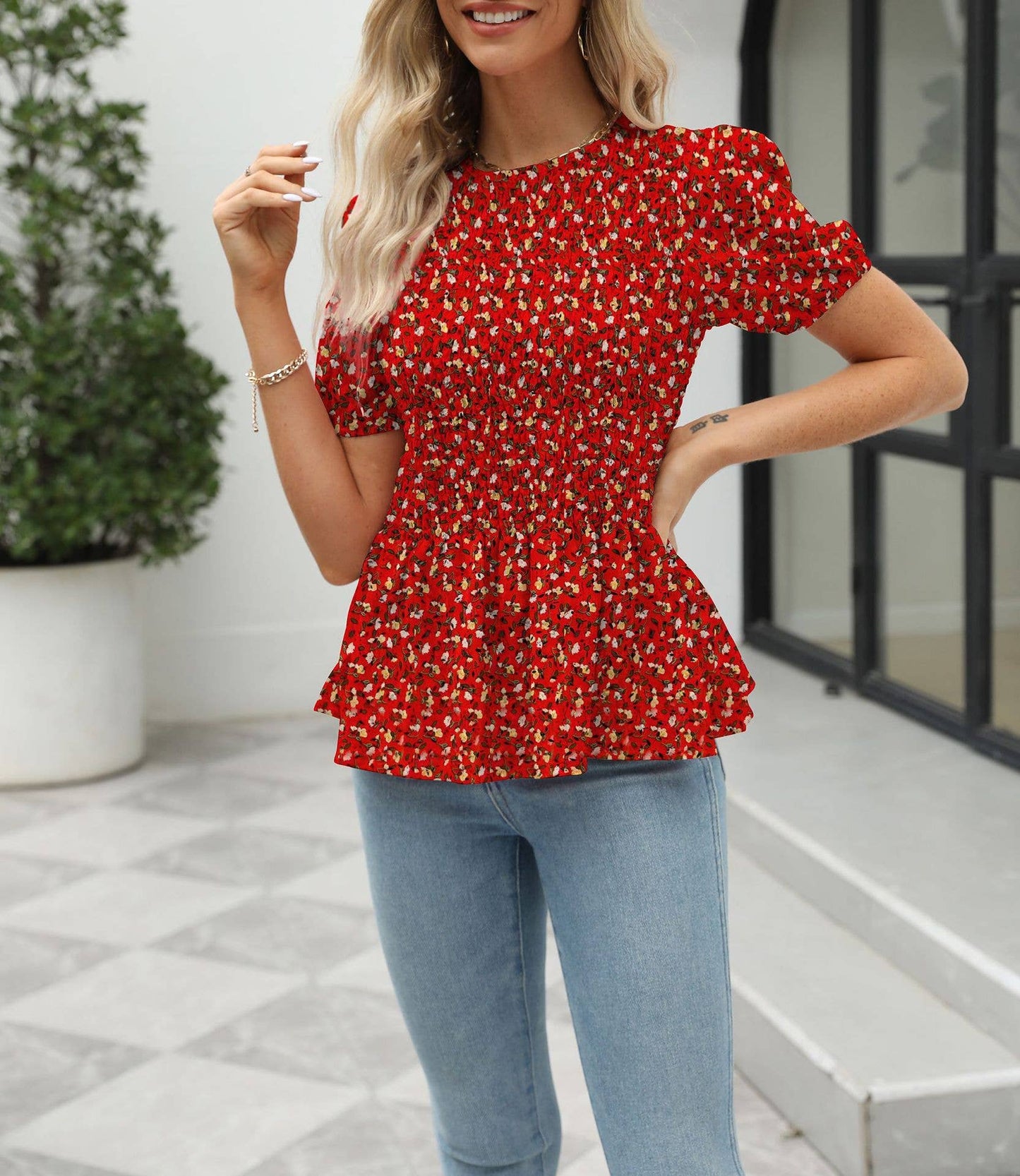 SHORT SLEEVE SHIRT WITH SHREDDED FLOWER BOUQUET