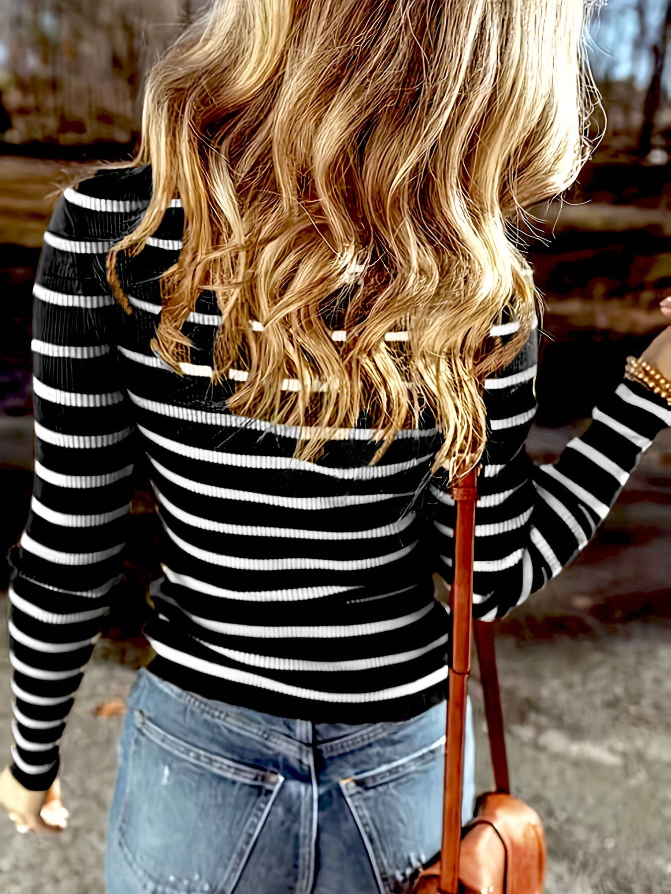 STRIPED LONG SLEEVE TIGHT LONG SLEEVE T-SHIRT