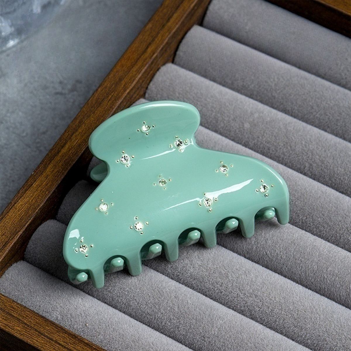 Elegant Mini Claw Clip ? Star Design Hair Grip