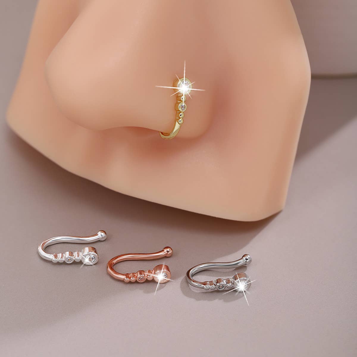 Personality non-perforated U-shaped nose clip