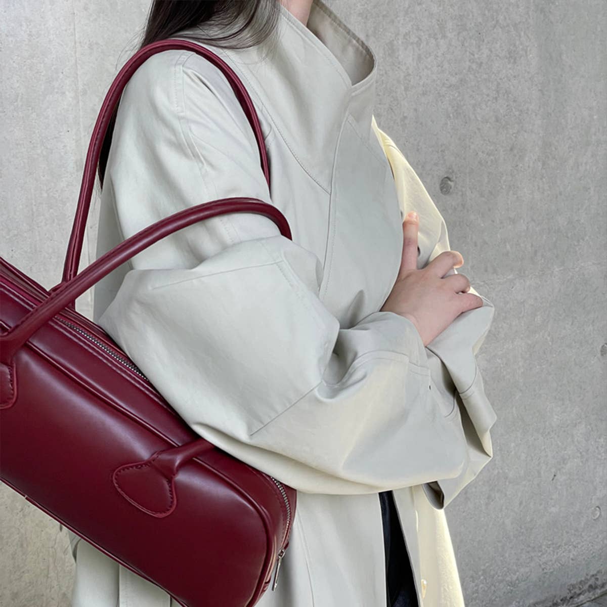 Long drawstring jacket with a slouchy silhouette