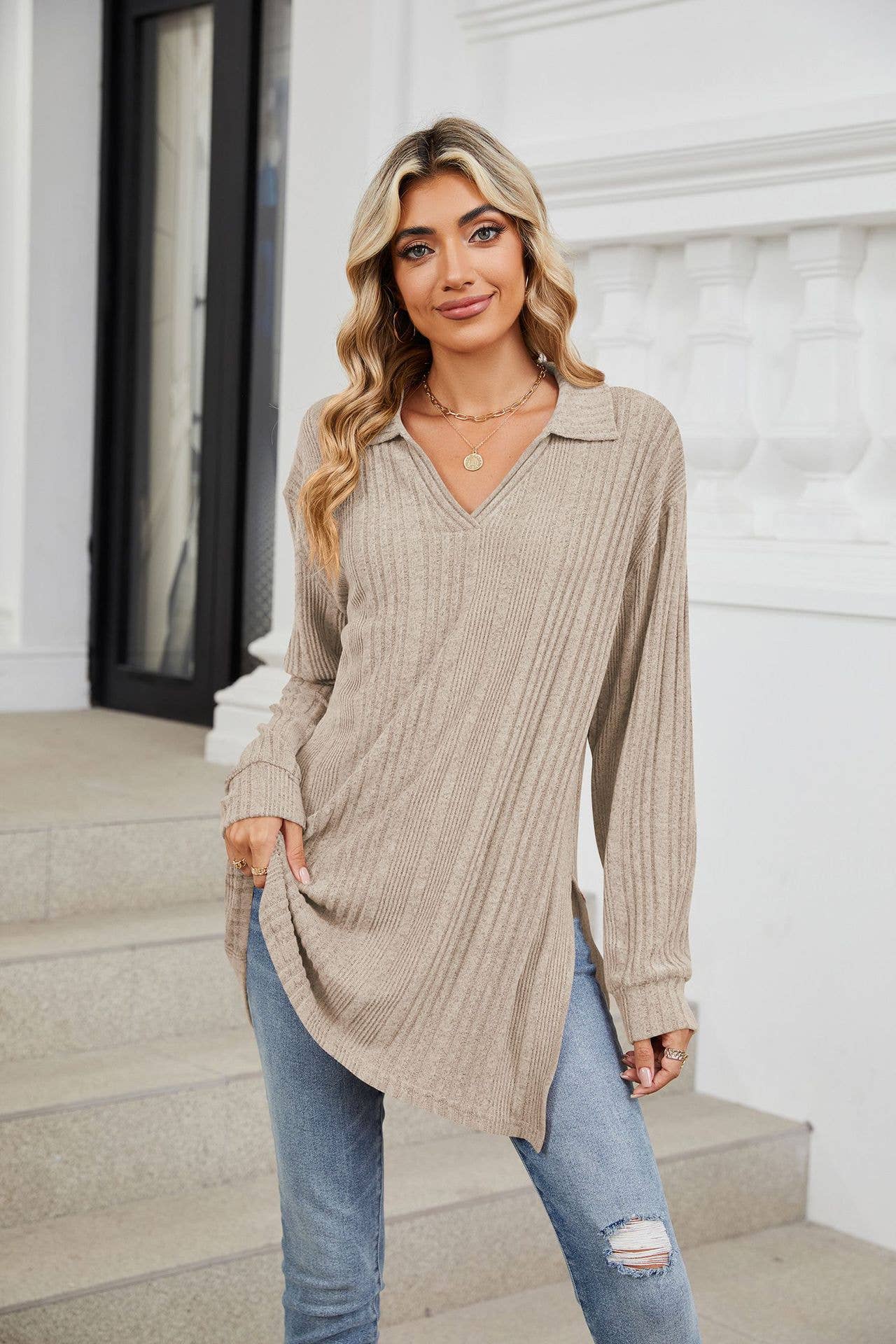 Solid-color V-neck long-sleeved loose slit Top