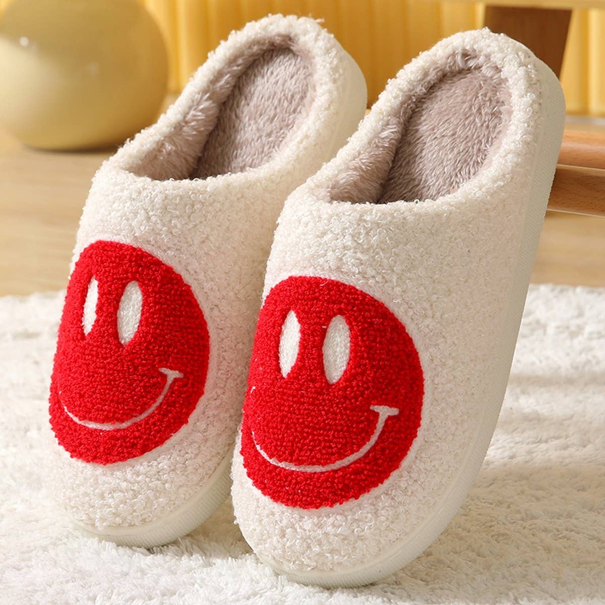 Cute Cartoon Smiling Face Fabric Slippers
