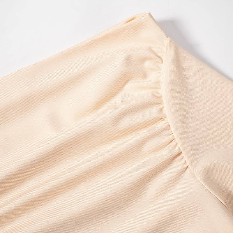 SLIM-FIT CROP SOLID COLOR FLARED PLEAT TOP