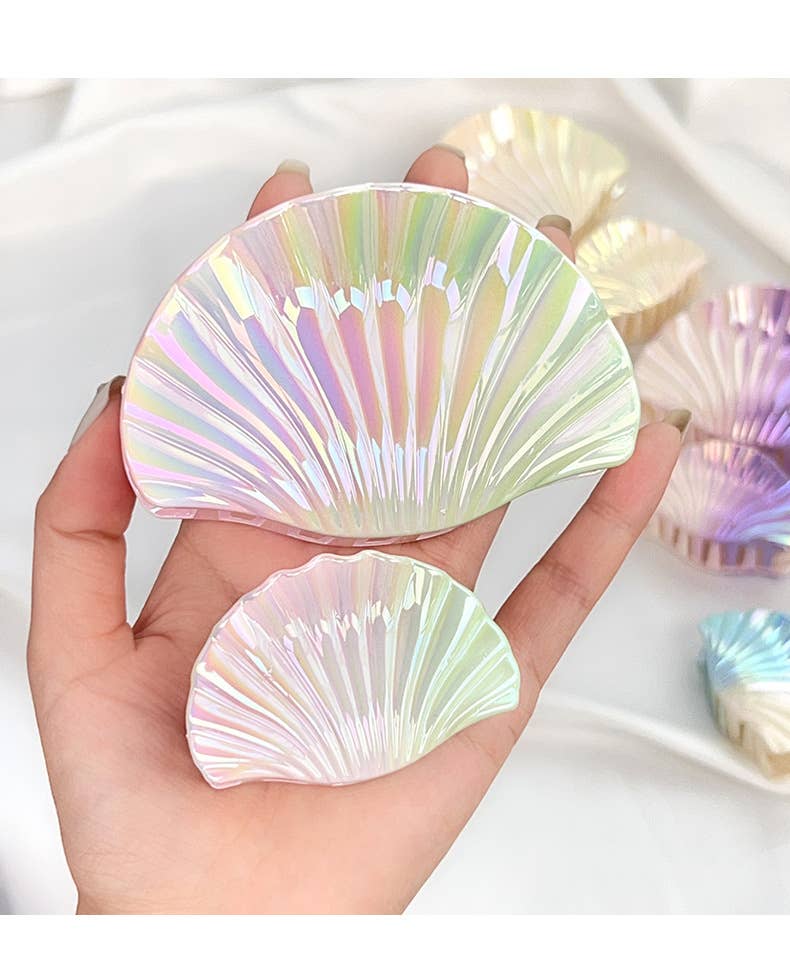 Gradient ocean shell vacation style hair clip