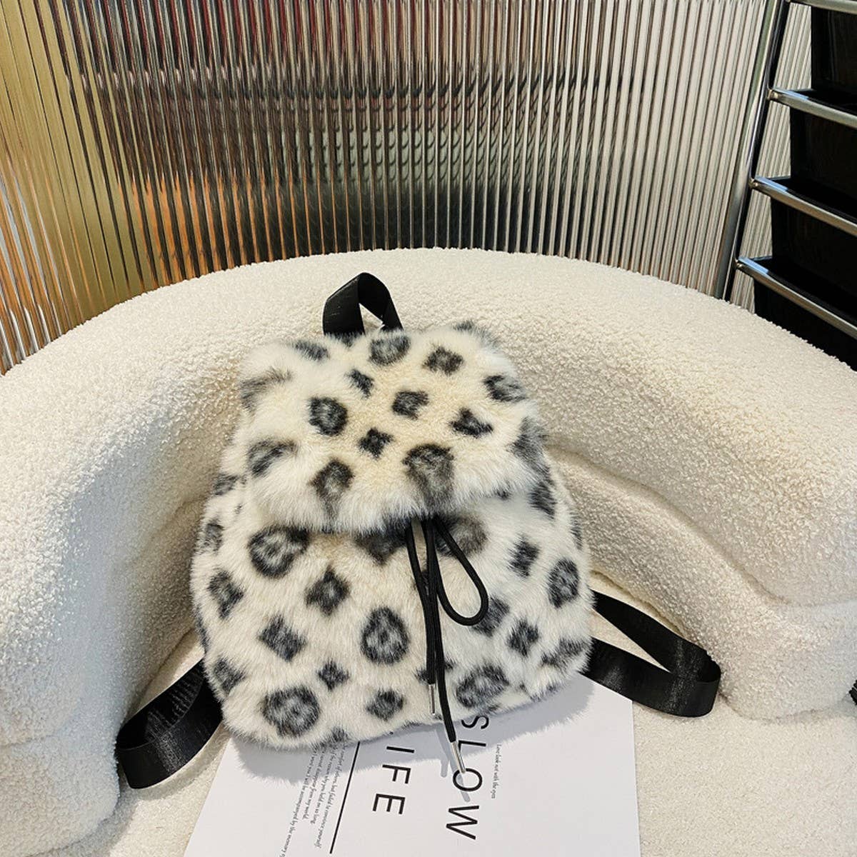 Fluffy Faux Fur Backpack  Fashion Drawstring Bag_CUAB00606