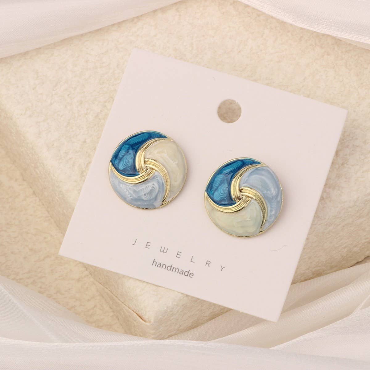 NEW SIMPLE HOLLOW GRID FOUR-LEAF EARRINGS