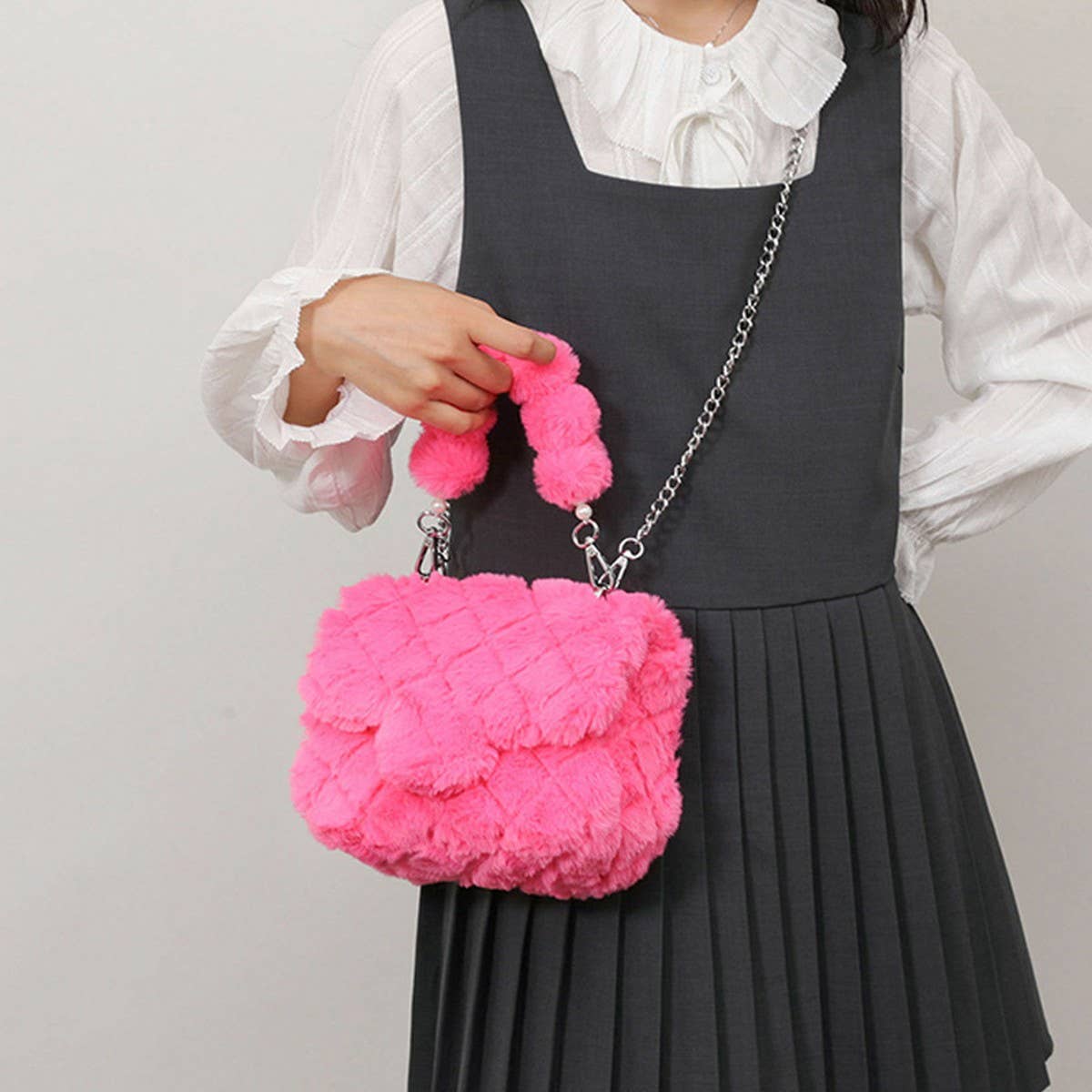 WINTER LAMB WOOL SHOULDER AND CROSSBODY PLUSH BAG_CWAB3952