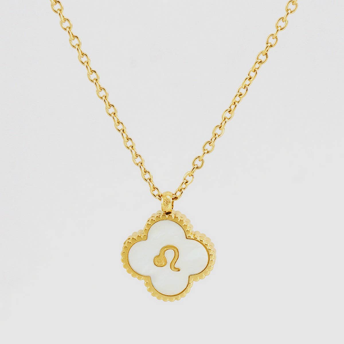 SHELL FOUR LEAF CLOVER CONSTELLATION NECKLACE
