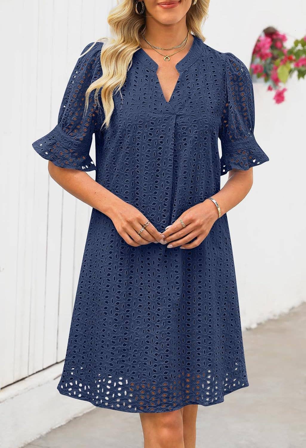 RETRO V-NECK CRINKLED CUT-OUT DRESS_CWDSD10651