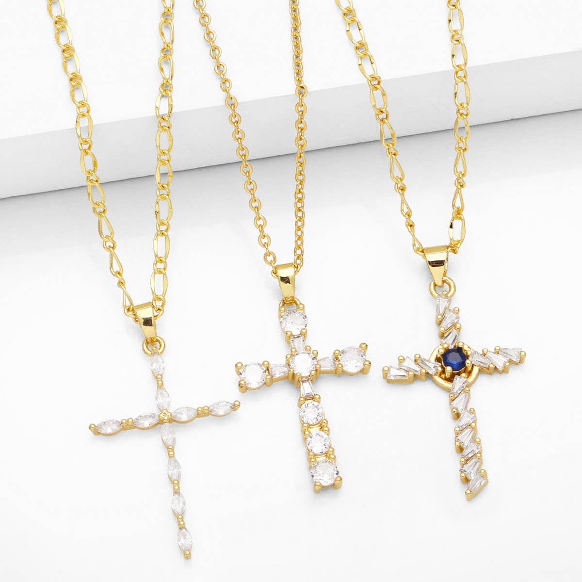 GOLDEN ZIRCON CROSS PENDANT NECKLACE