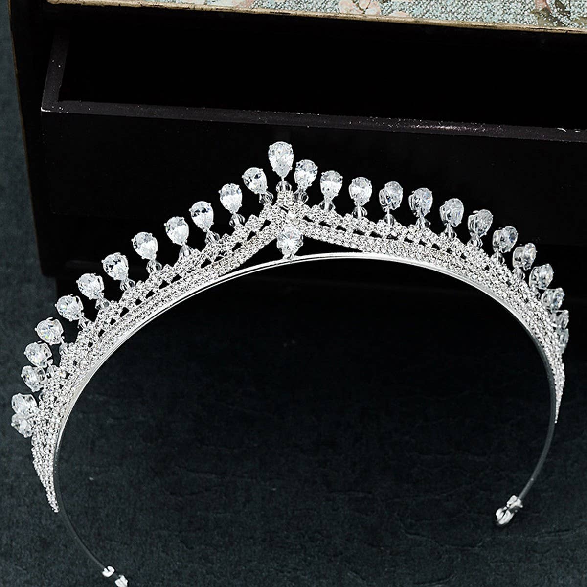 BRIDAL WEDDING CRYSTAL TIARAS HANDMADE CROWN_CWMM2027