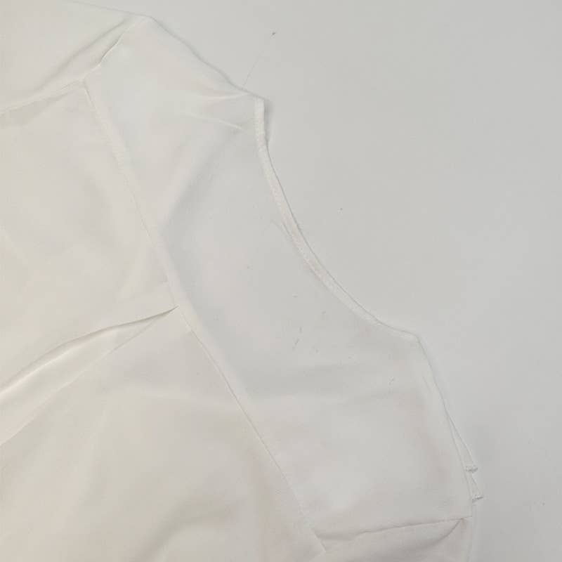 Stylish lace-up design shirt with ruffled edge