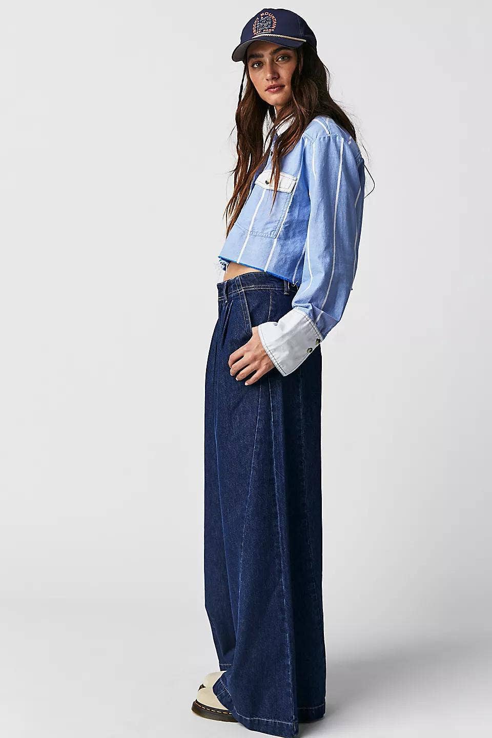 Street-style American wide-leg casual jeans