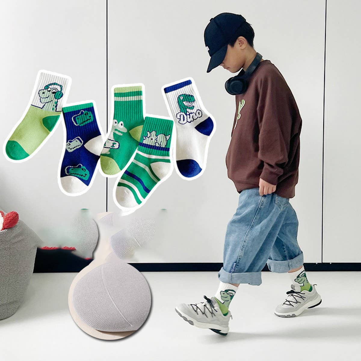 CWMM10098_KIDS SEAMLESS CREW SOCKS CARTOON UNISEX