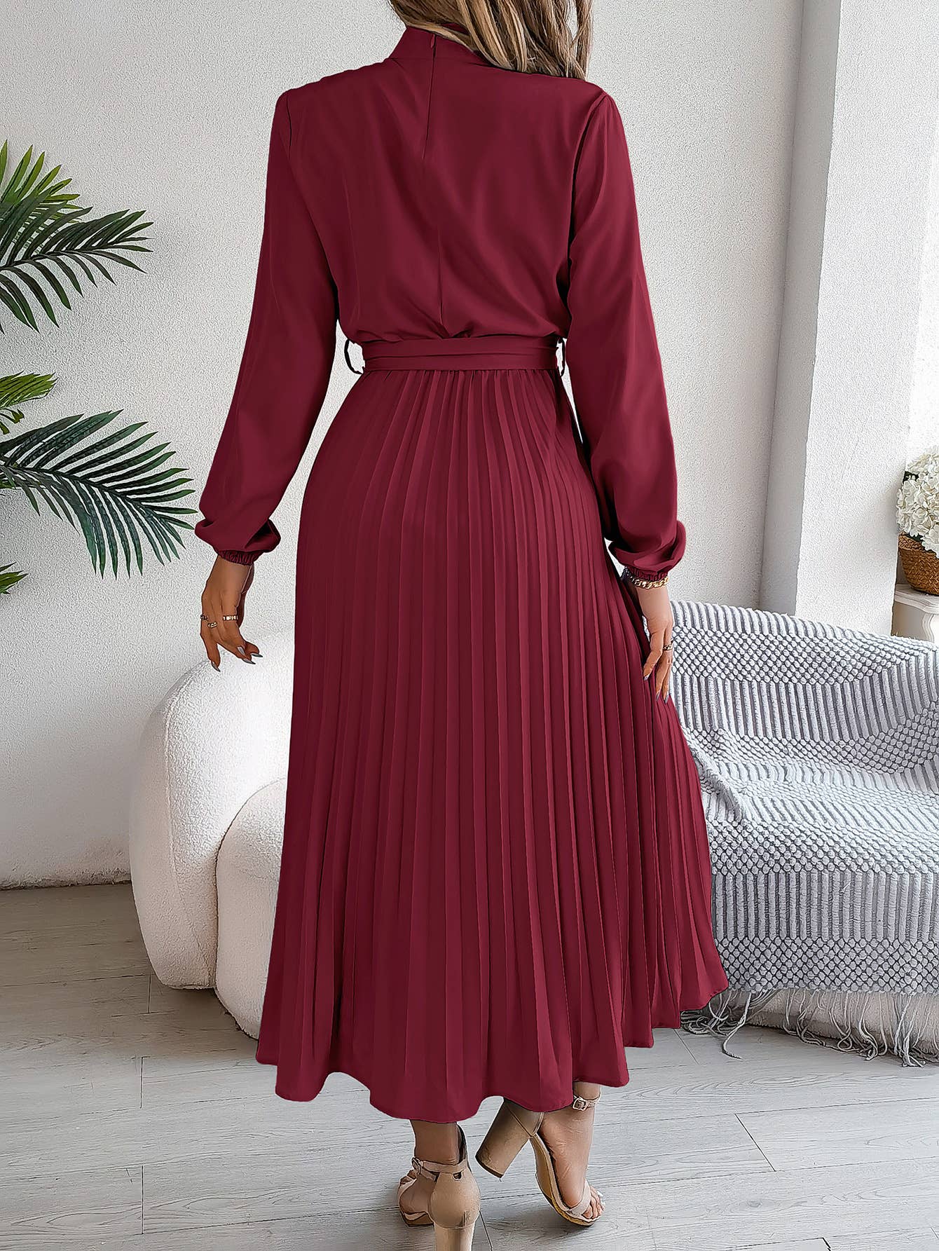 STANDING COLLAR LONG SLEEVE PLEATED LONG DRESS