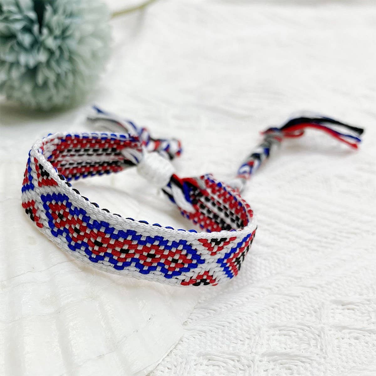 CWAJE4569_VINTAGE HAND-WOVEN EMBROIDERED TASSEL BRACELET