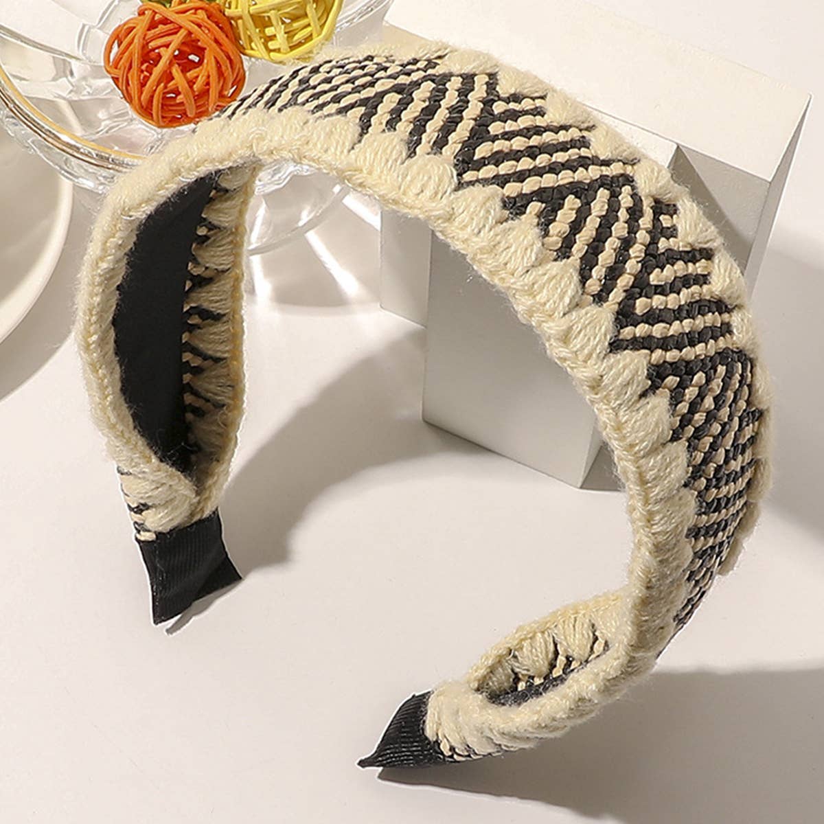 FASHION  WOVEN DECORATIVE HAIR HOOP_CWAHA0228