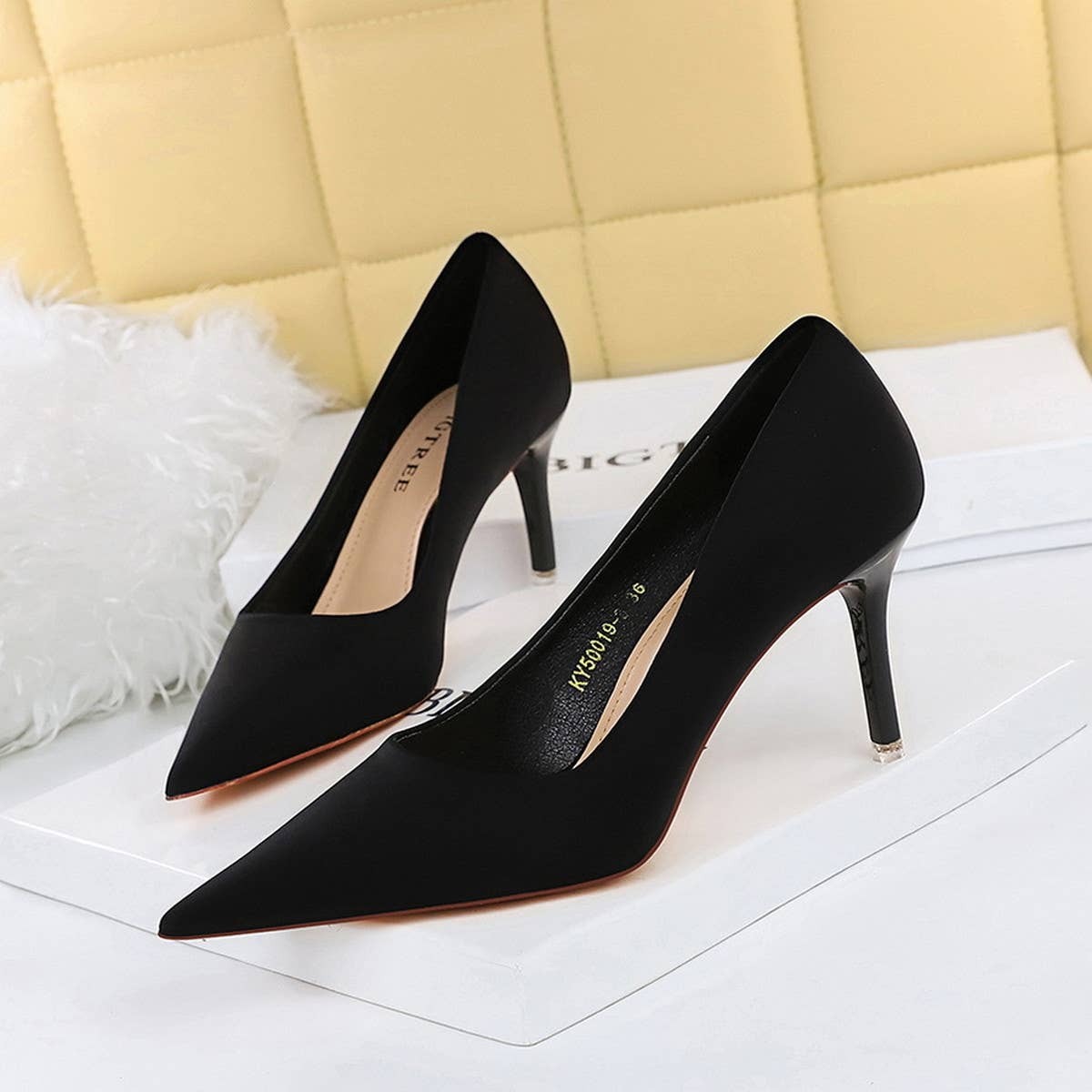 SIMPLE SOLID COLOR SHALLOW POINTED TOE HIGH HEELS_CWSHH0064