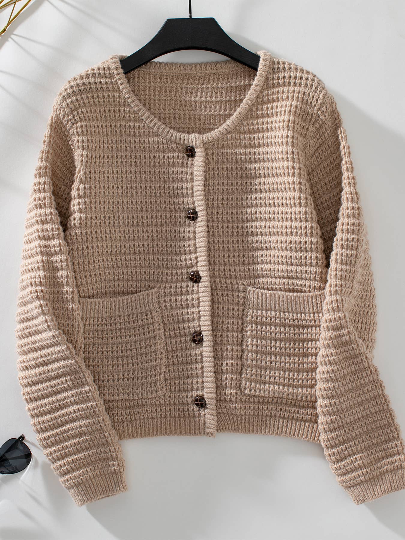 SINGLE-BREASTED CREW-NECK CARDIGAN