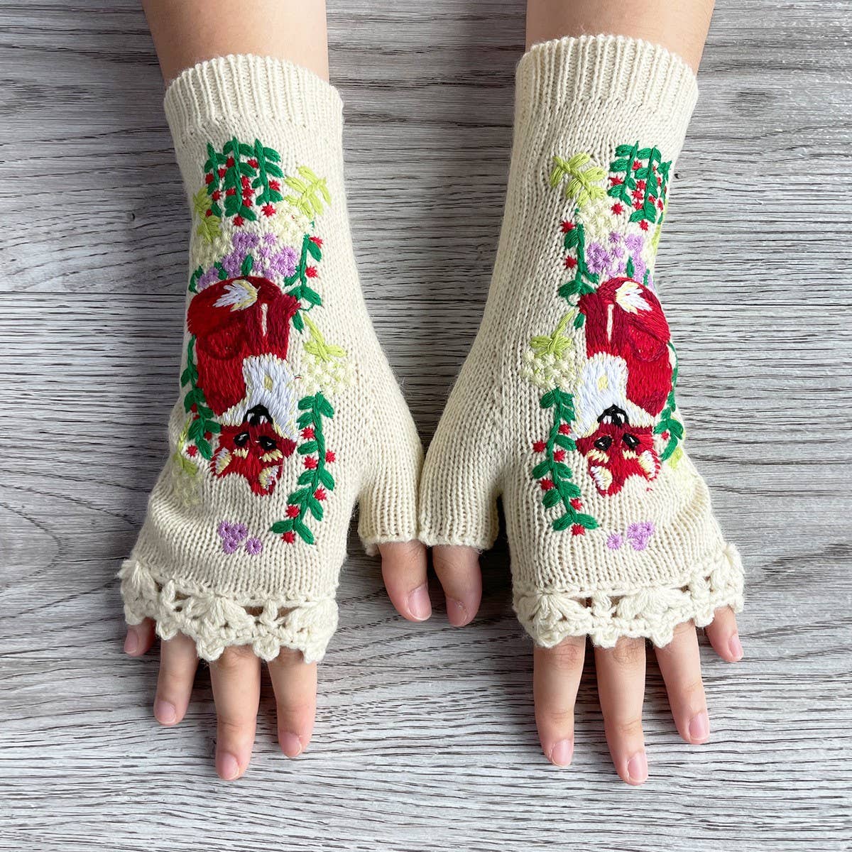 2024 NEW FOX WARM EMBROIDERED GLOVES_CWMM1664