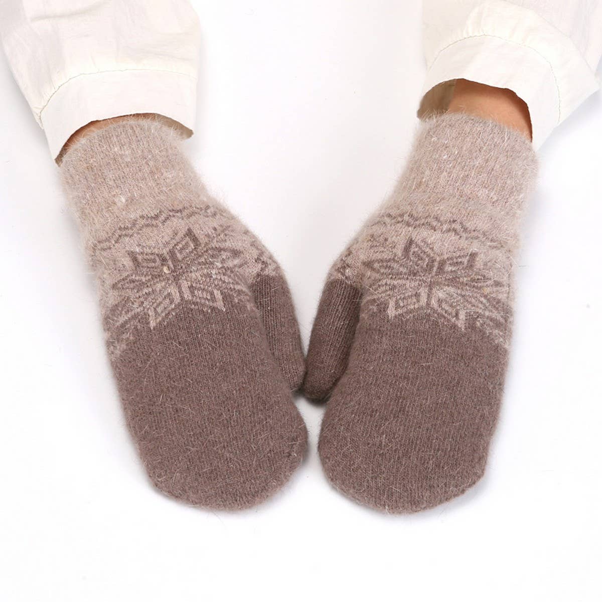 WINTER WARM KNITTED PLUSH JACQUARD GLOVES_CWAG0254