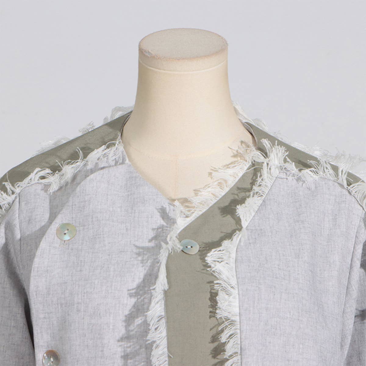 Fashionable Fringe Hem Blazer ? Colorblock Style