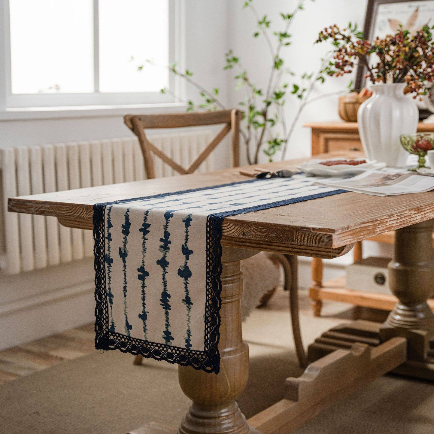 MULTI PATTERNED LACED DETAIL TABLE RUNNER