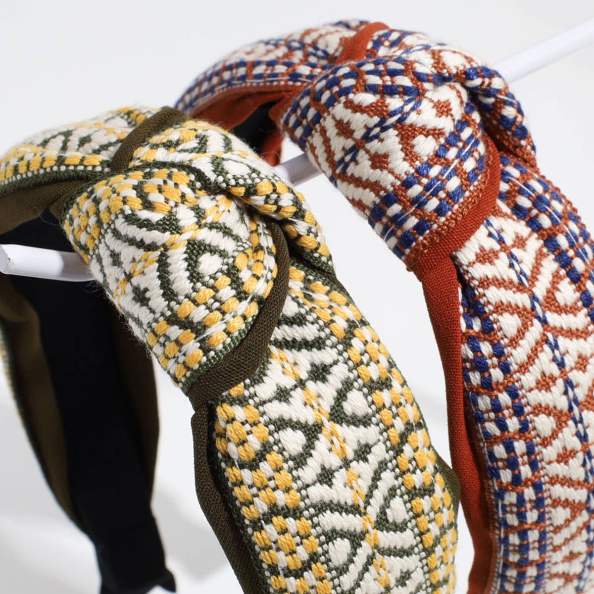 BOHEMIAN WIDE KNOTTED HEADBAND_CWAHA2307