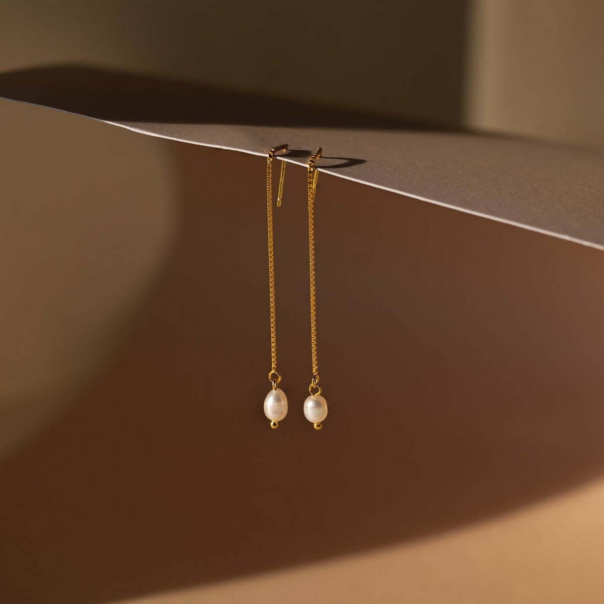 Fashionable And Versatile Pearl Earrings For Women_CWAJE5115