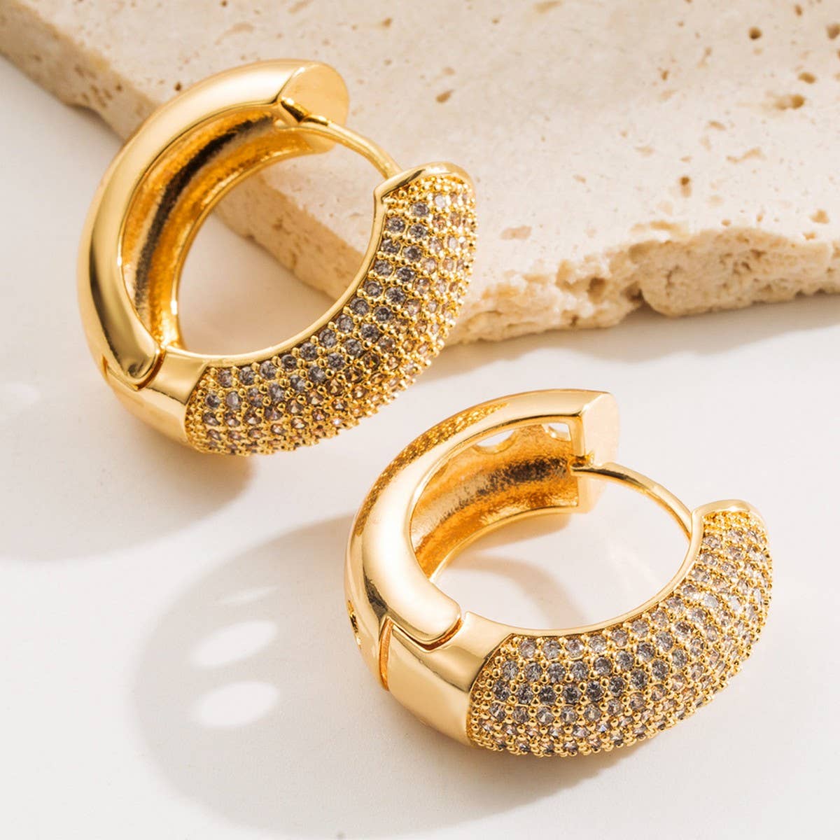 U-Shaped Starry Hoop Earrings Gold-Plated Brass