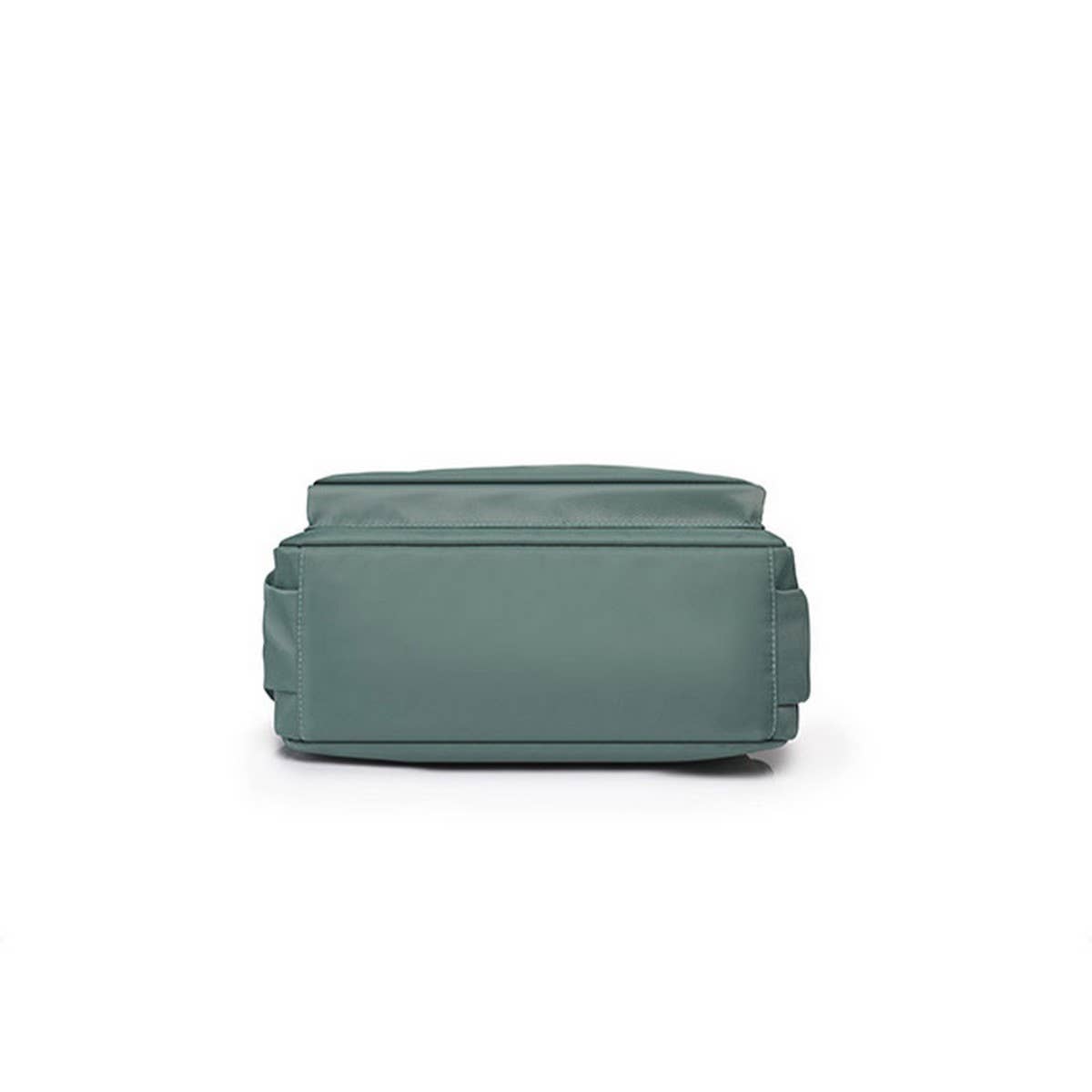 LIGHTWEIGHT WATER-REPELLENT NYLON SHOULDER BAG_CWAB3502