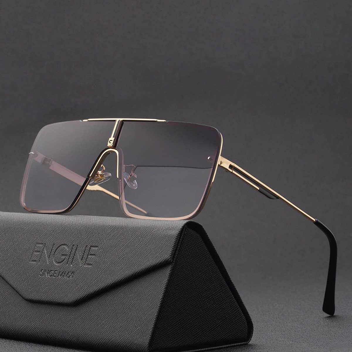 ONE-PIECE FASHIONABLE LARGE SQUARE FRAMESUNGLASSES_CWASG0605