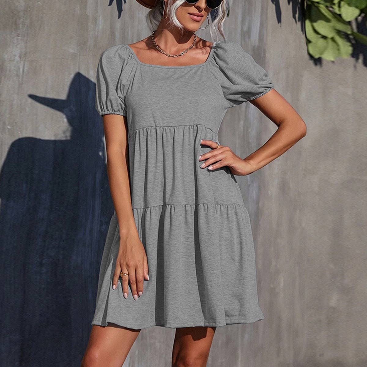 SOLID COLOR KNITTED SQUARE COLLAR DRESS