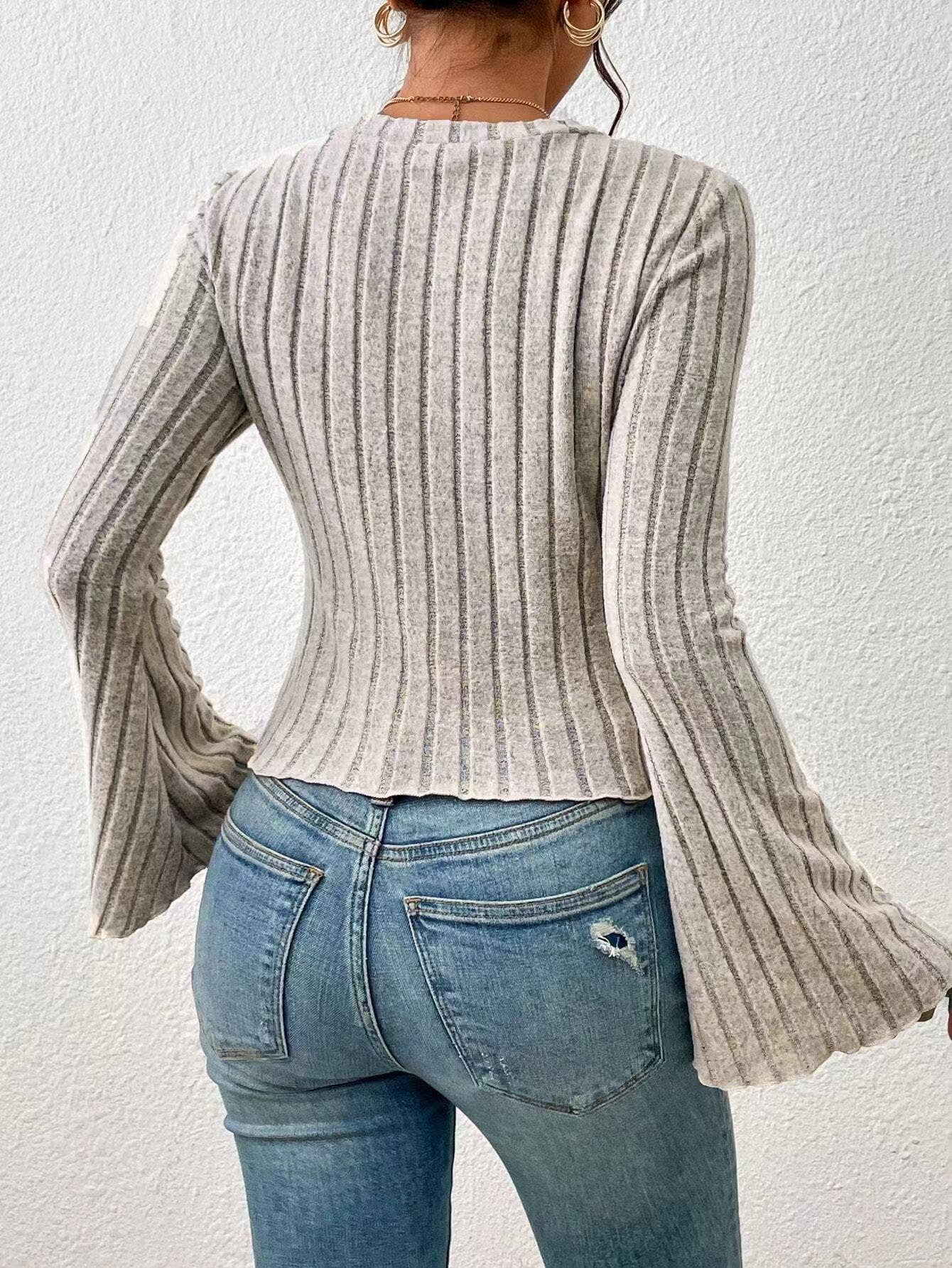 SHORT FLARED SLEEVE CREW NECK SLIM-FIT T-SHIRT