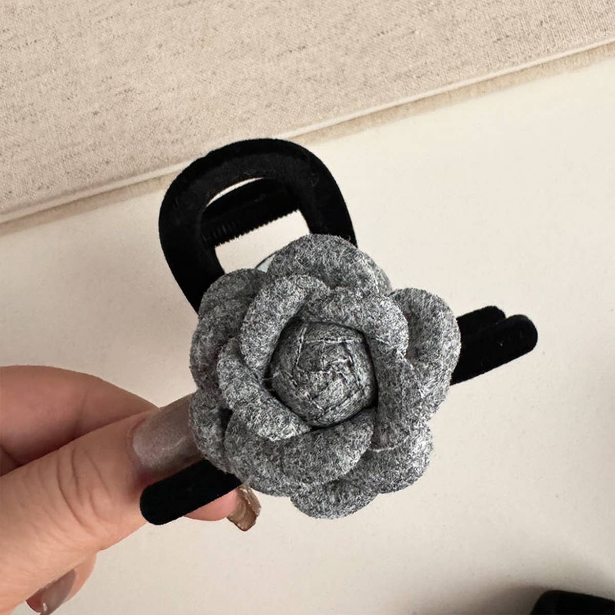 COOL GRAY CAMELLIA HAIRPIN HEADBAND