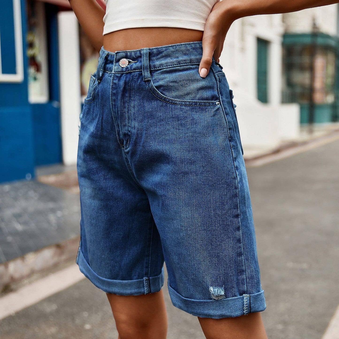 Casual ripped rolled straight quarter jean shorts